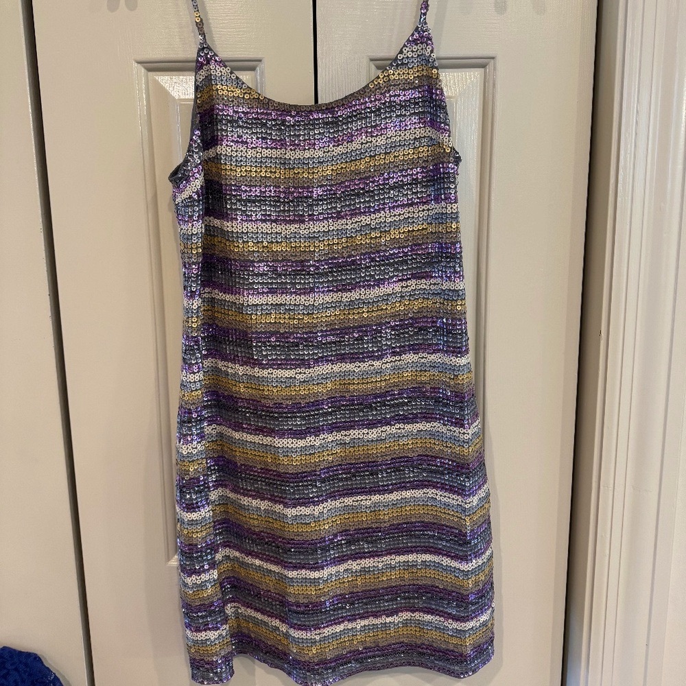 ALICE AND OLIVIA SEQUIN DRESS- Size 6